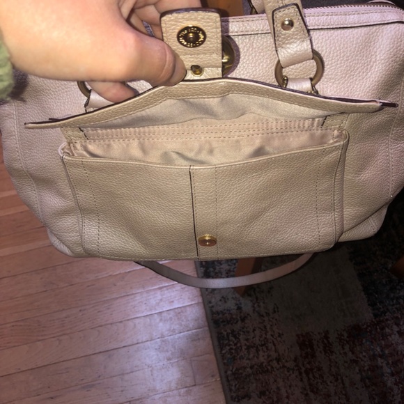 Coach Purse Hangtag Included - Picture 13 of 13
